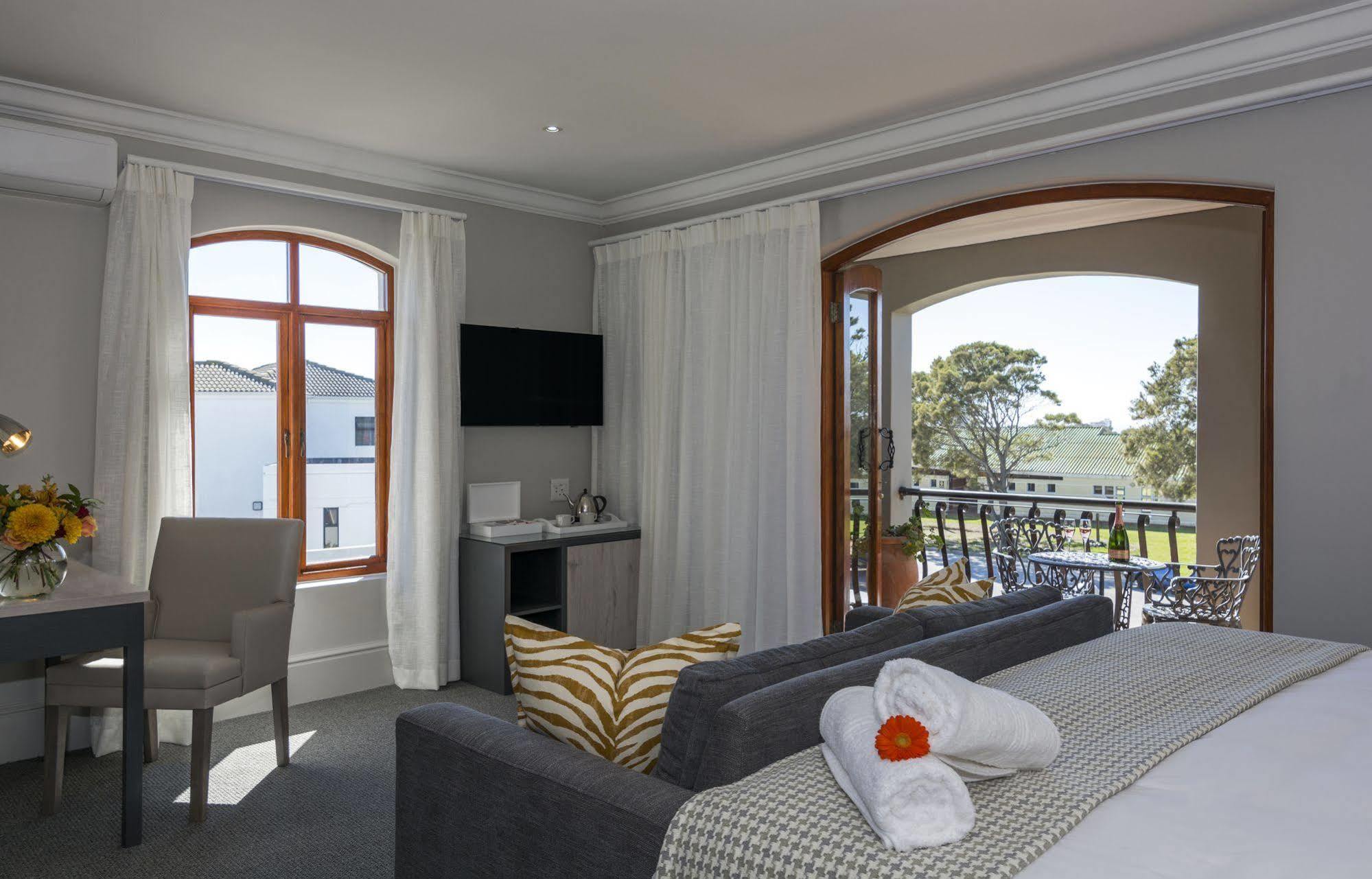 Villa Tuscana By Mantis Port Elizabeth Exterior photo